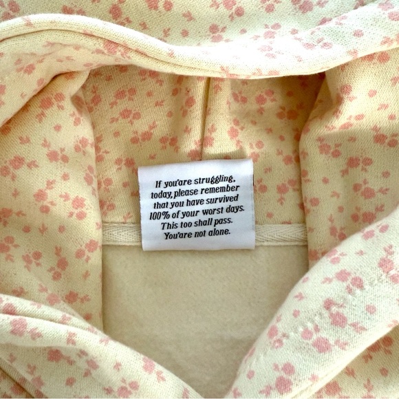 Happy Camp3r Women’s Flowers Hoodie - Picture 6 of 8